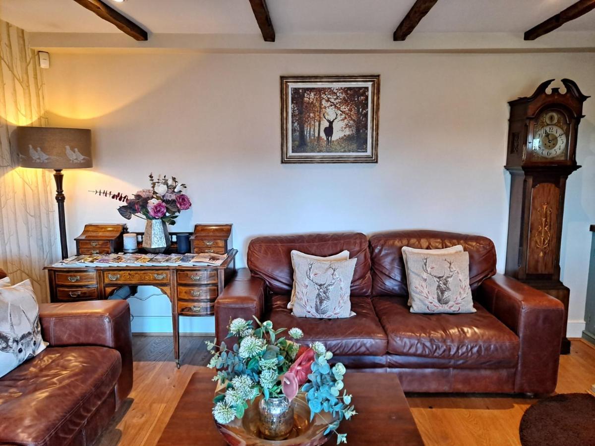 בזלאו Robin Hood Farm B&B מראה חיצוני תמונה