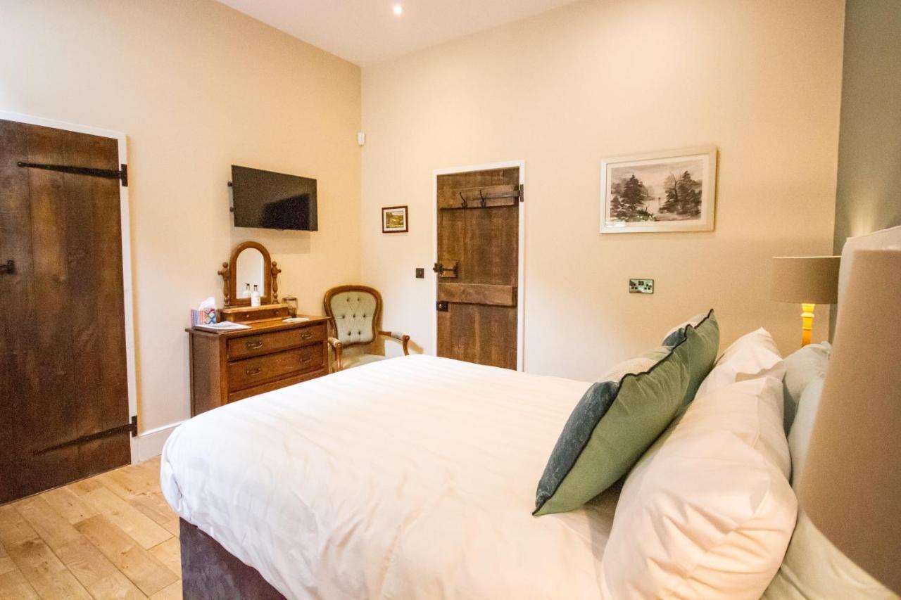 בזלאו Robin Hood Farm B&B מראה חיצוני תמונה